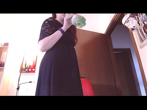 ❤️ Submisívna otrokyňa, ktorá miluje špinavé a šťavnaté nohavičky, je po zhliadnutí tohto videa nútená masturbovať! Super sex na sk.xxxgr.ru ❌